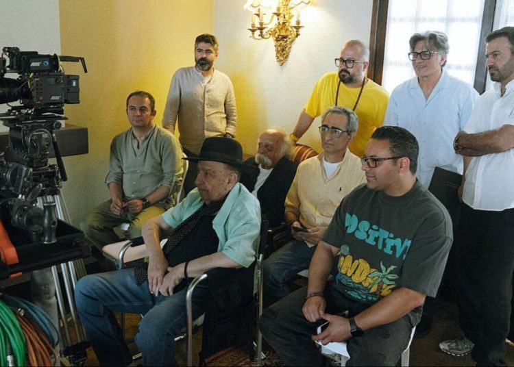 «چشم‌هایش» کلید خورد