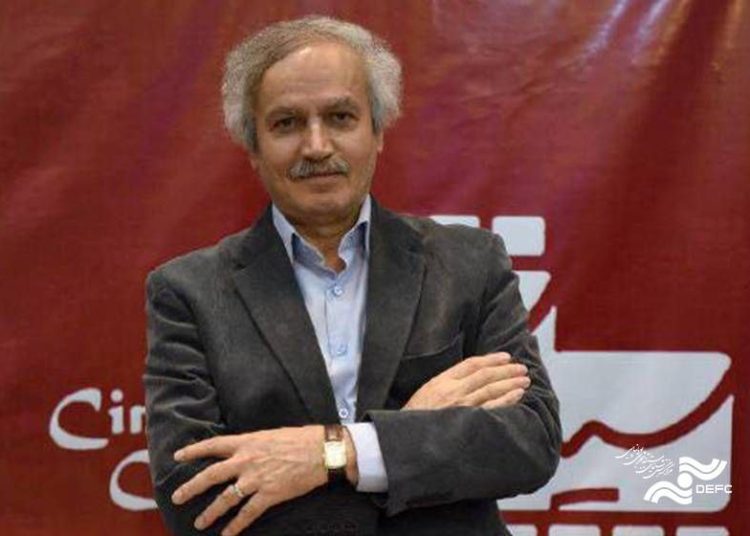 فضای مجازی شبه‌ منتقد پروری می‌کند