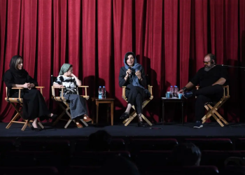 برای تخریب یک موضوع، از آن بد دفاع کنید!