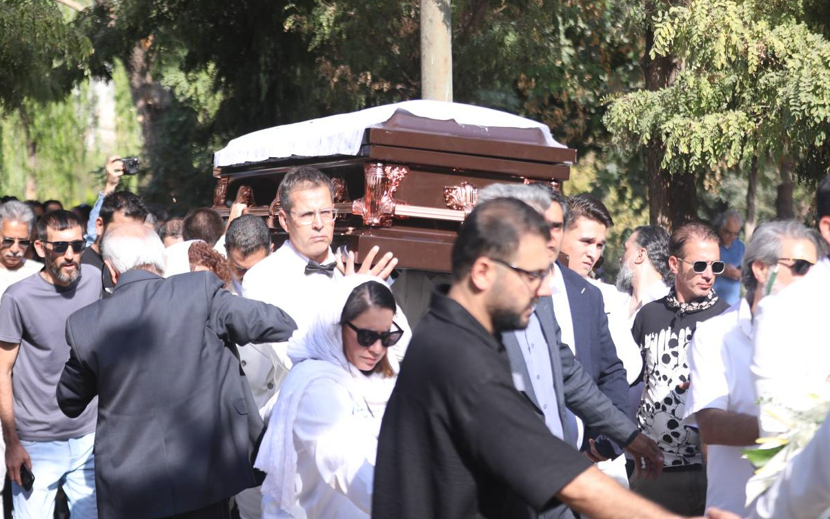  سکوت کنیم و صدای صداقت و شرافت را بشنویم