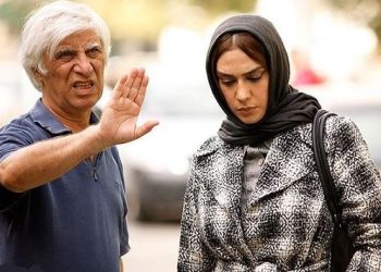  پسربچه‌ای چموش٬ پشت چهره‌ای جدی